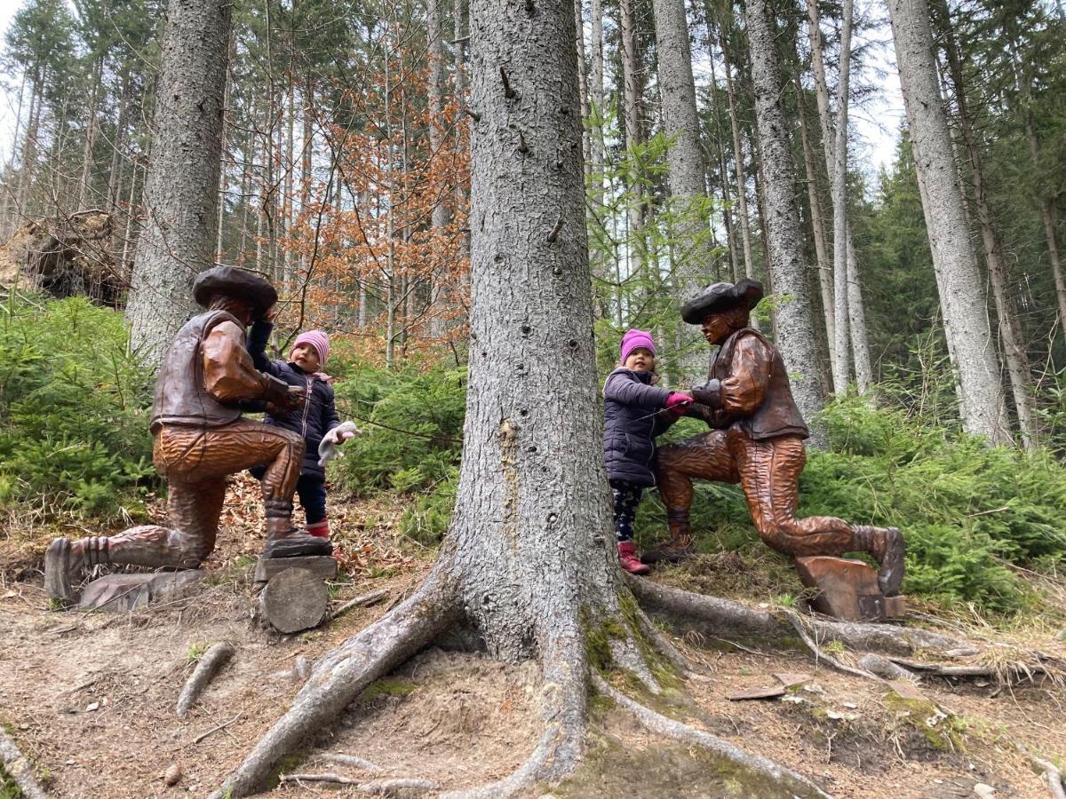 Chata Pri Jaskyni Bystrá Exteriör bild