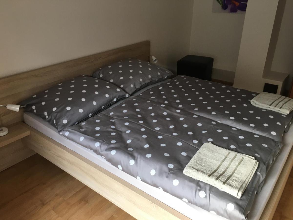 Chata Pri Jaskyni Bystrá Exteriör bild