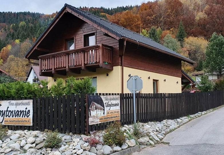 Chata Pri Jaskyni Bystrá Exteriör bild